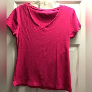 Tommy Hilfiger Classic Logo Hot Pink V-Neck Tee in Size L